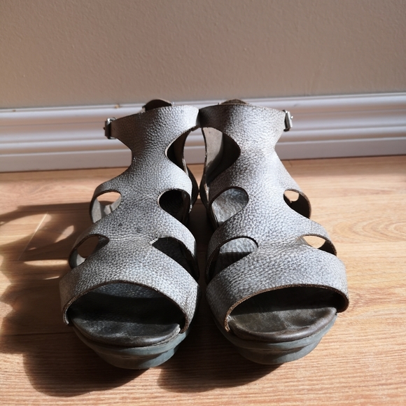 Trippen Penna Arch Sandals - Picture 7 of 8